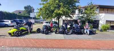 Foto aus dem Album Support für "Spendenfahrt Schule am Thekbusch"